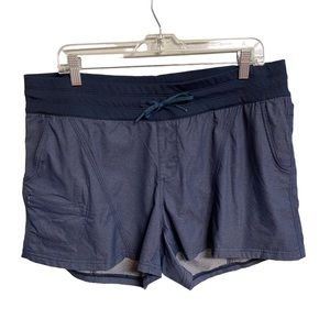 The North Face shorts size XL